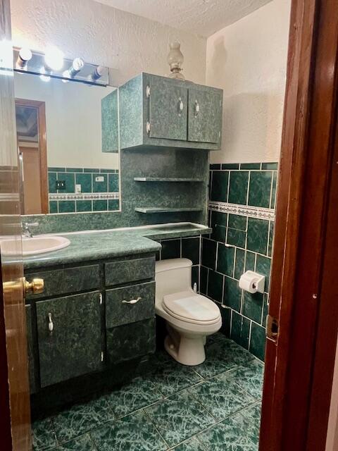 3930 Northwest 207 St Road Miami Gardens, FL 33055 - Photo 9 of 17 IMG_4938