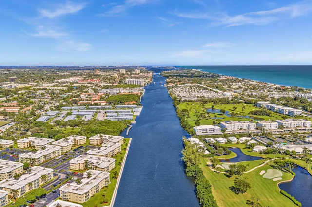 $284,900 | 3 Colonial Club Drive, Unit 300, Boynton Beach, FL 33435