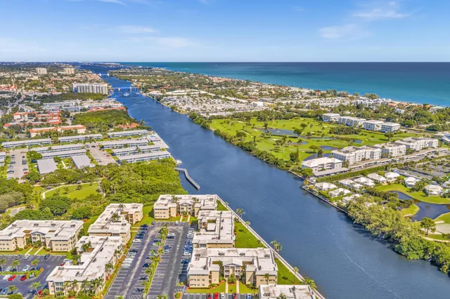 $284,900 | 3 Colonial Club Drive, Unit 300, Boynton Beach, FL 33435