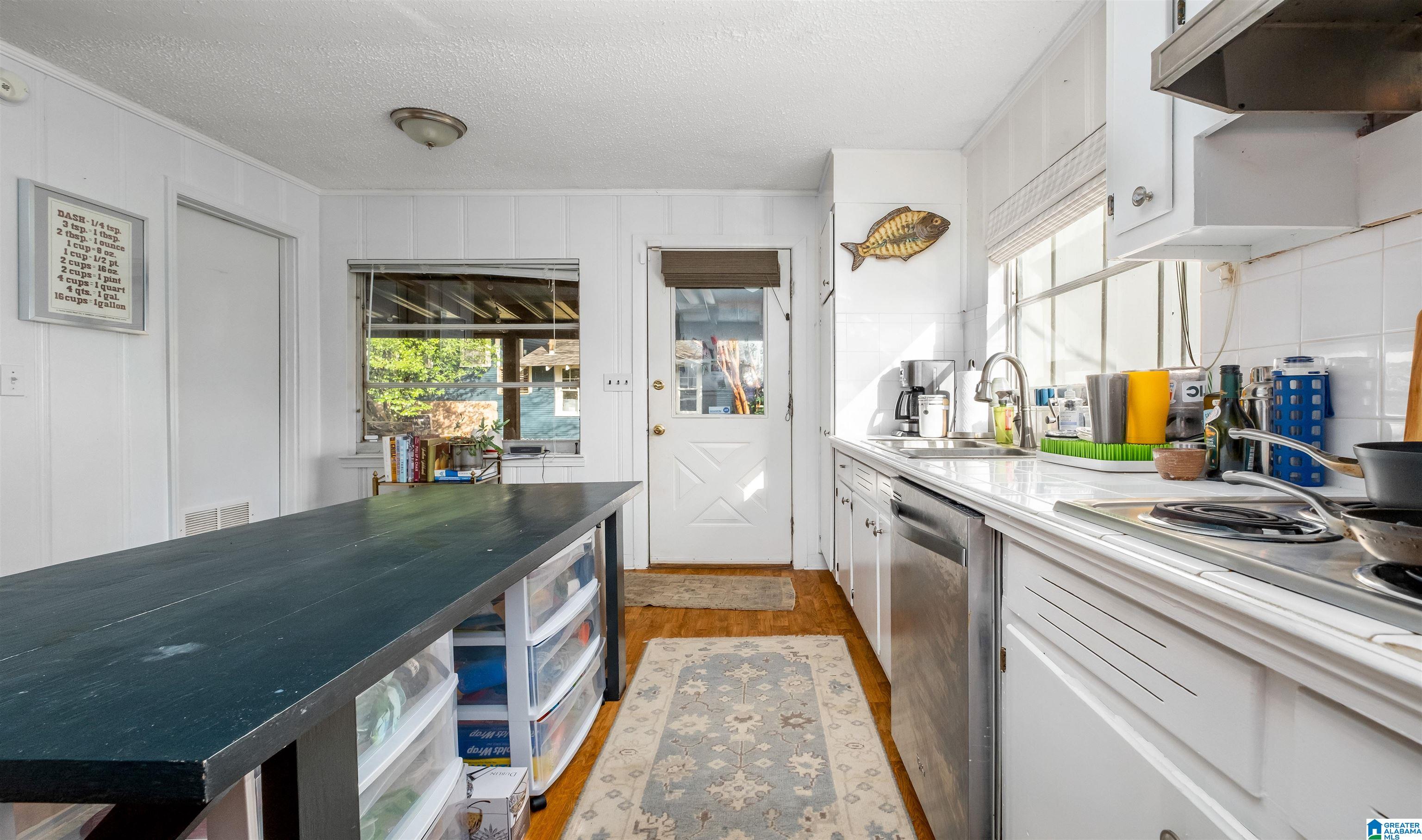 2301 Shades Crest Road Birmingham, AL 35216 - Photo 10 of 30 Gallery Image 10
