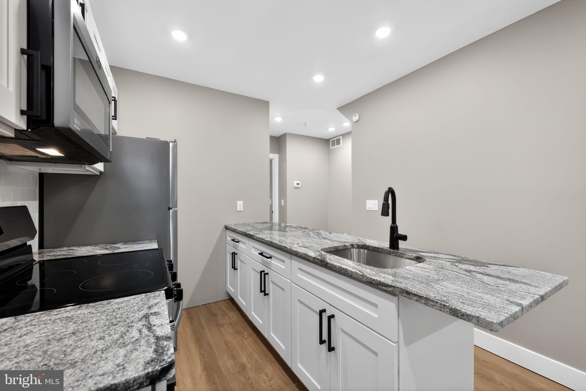 707 Edgemore Road Philadelphia, PA 19151 - Photo 16 of 25 Gallery Image 16