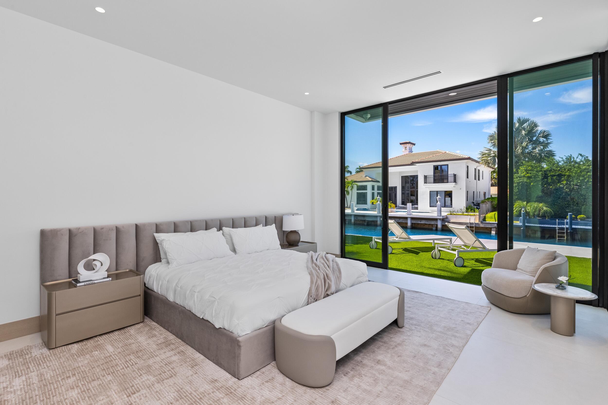 541 Golden Harbour Drive Boca Raton, FL 33432 - Photo 30 of 80 VIP suite