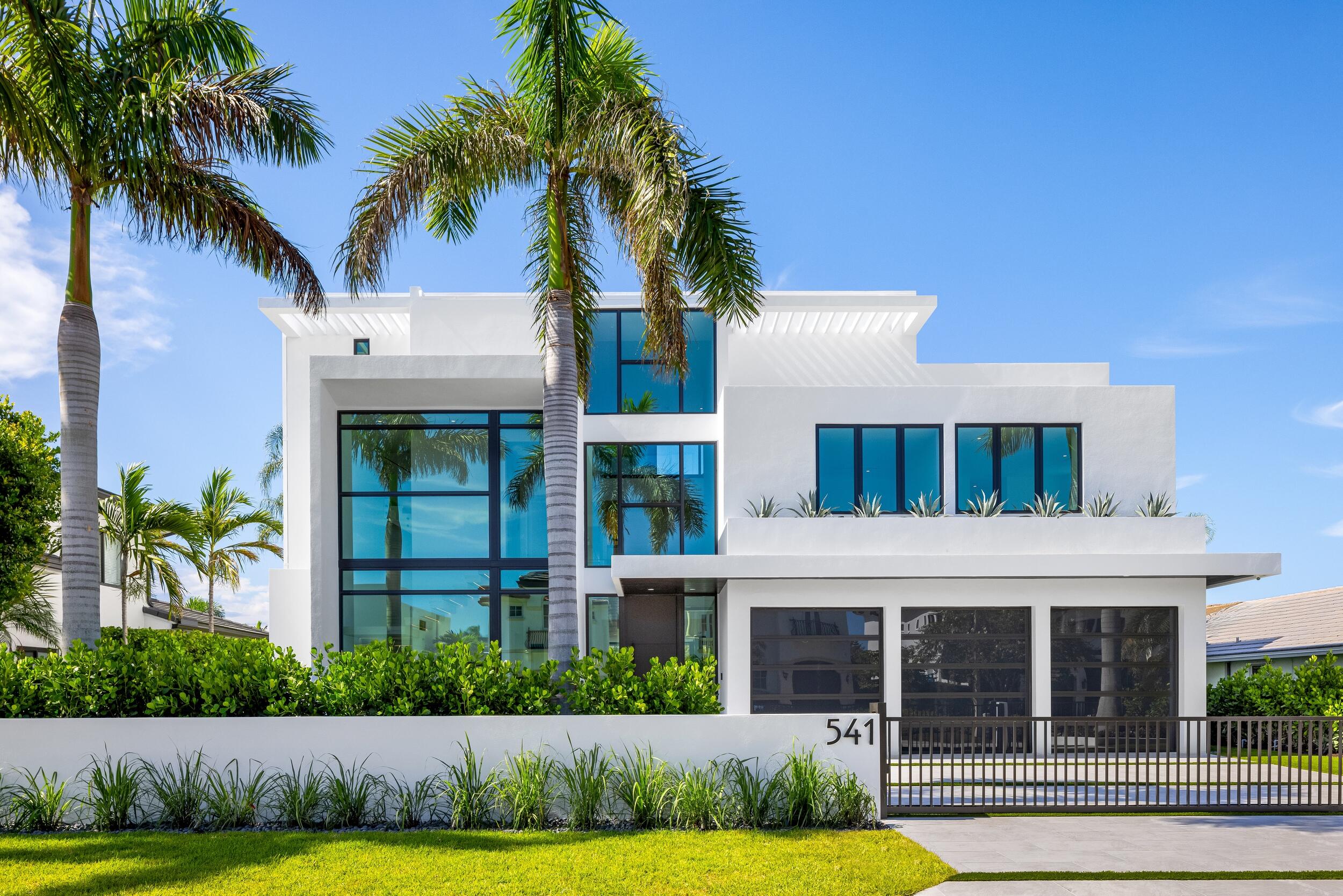 541 Golden Harbour Drive Boca Raton, FL 33432 - Photo 3 of 80 Gated Front