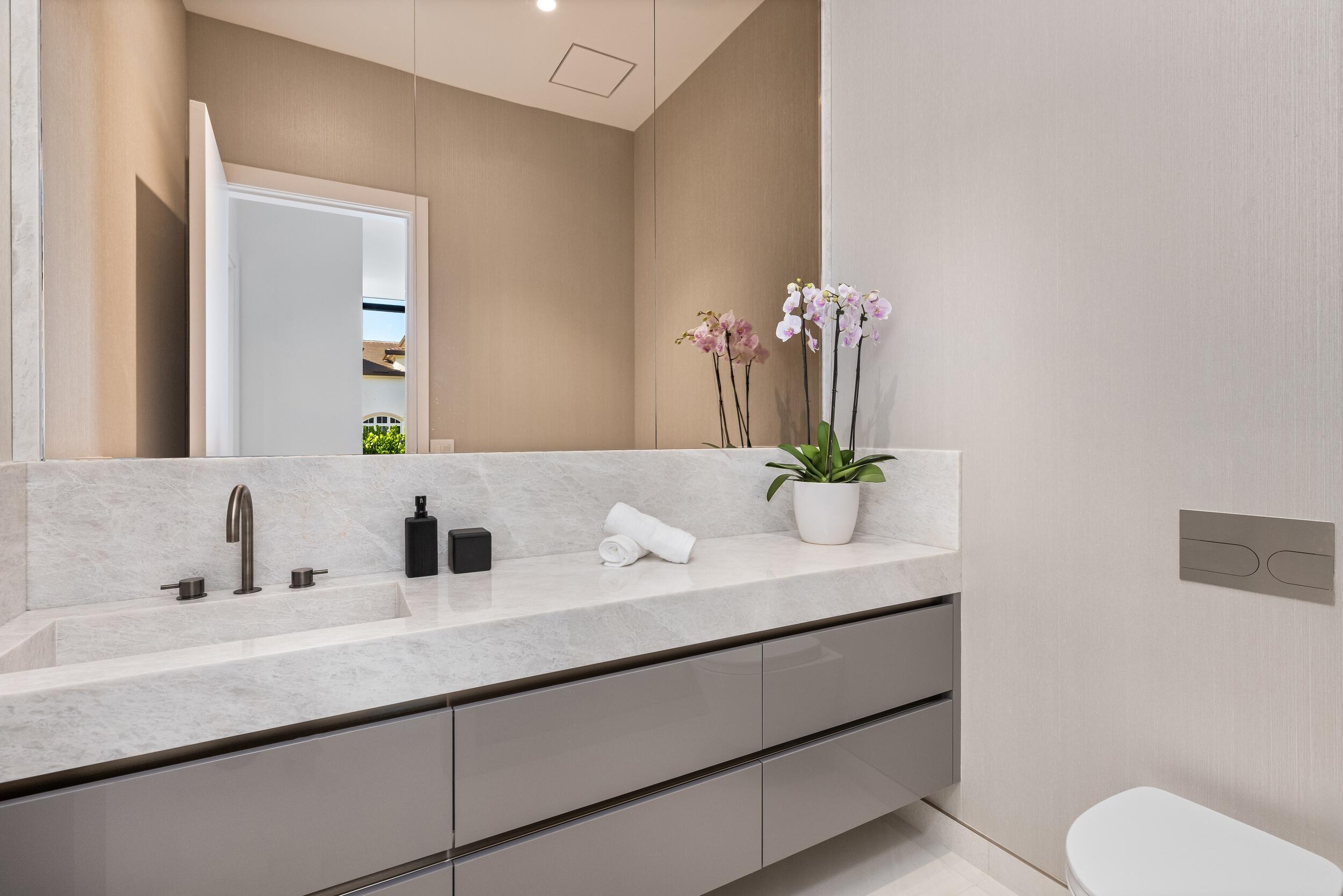 541 Golden Harbour Drive Boca Raton, FL 33432 - Photo 33 of 80 Powder Room