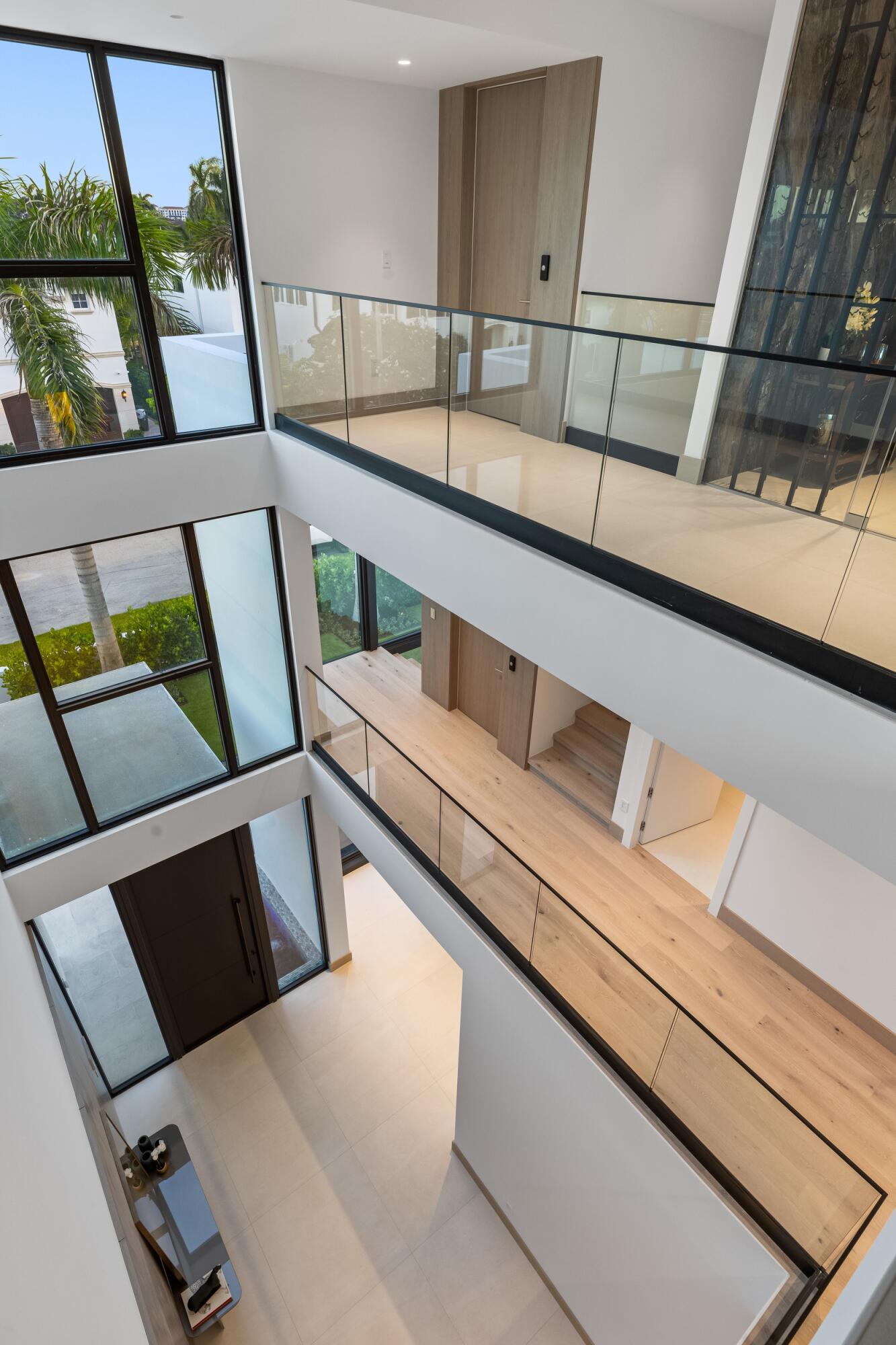 541 Golden Harbour Drive Boca Raton, FL 33432 - Photo 60 of 80 Third Floor Hallway