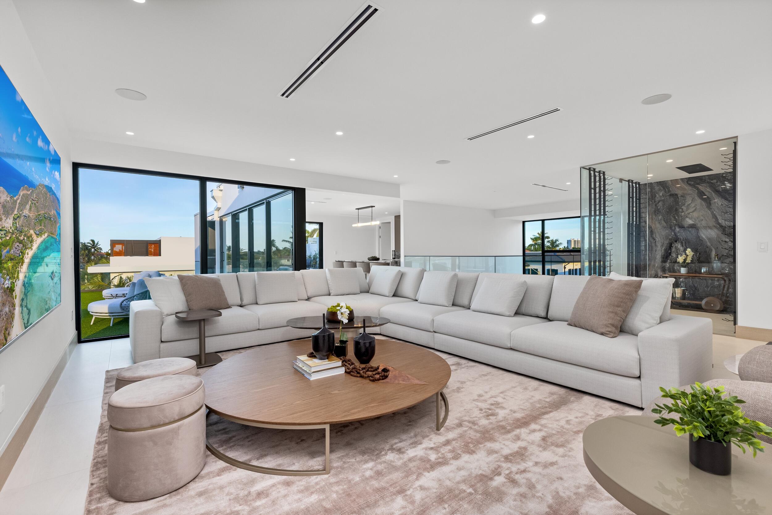 541 Golden Harbour Drive Boca Raton, FL 33432 - Photo 61 of 80 Rooftop Lounge