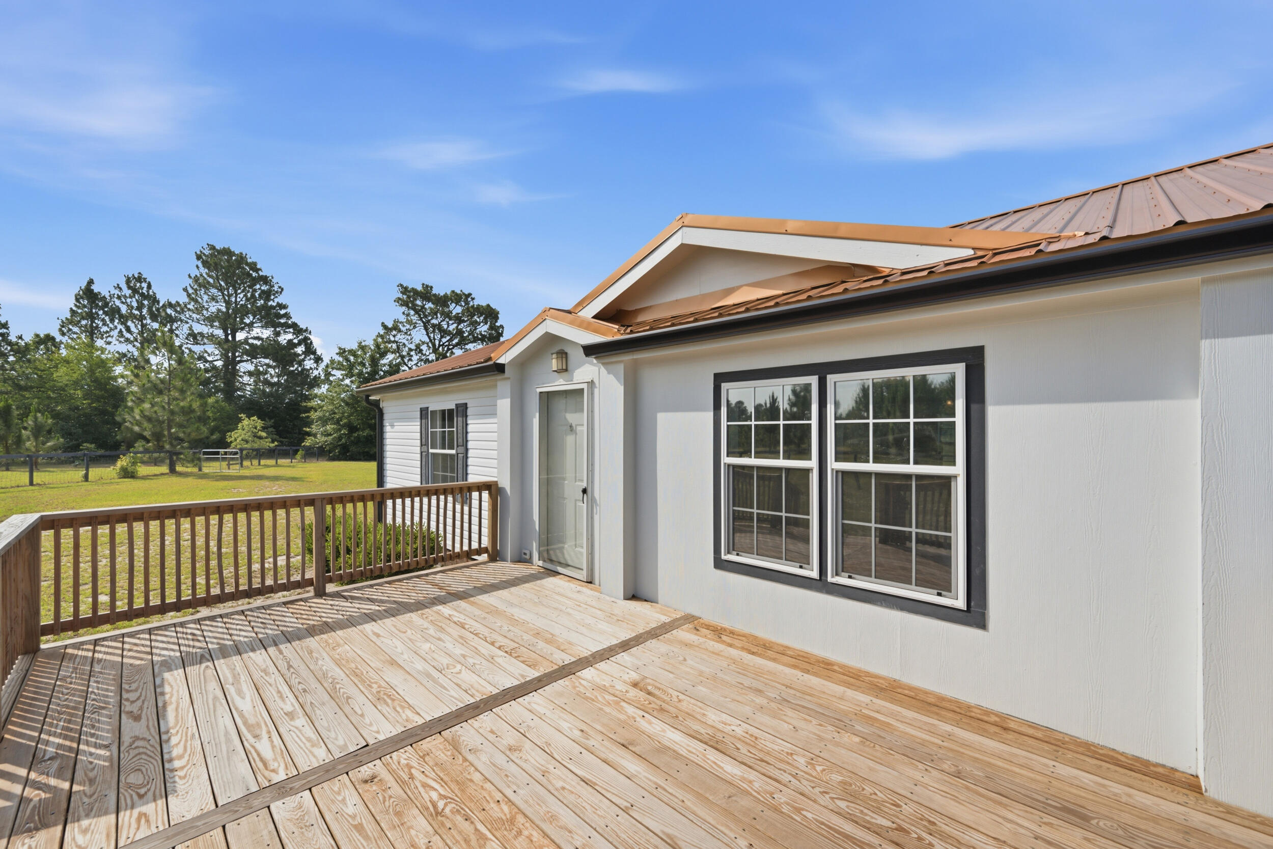 685 Centerwood Road Williston, SC 29853 - Photo 6 of 42