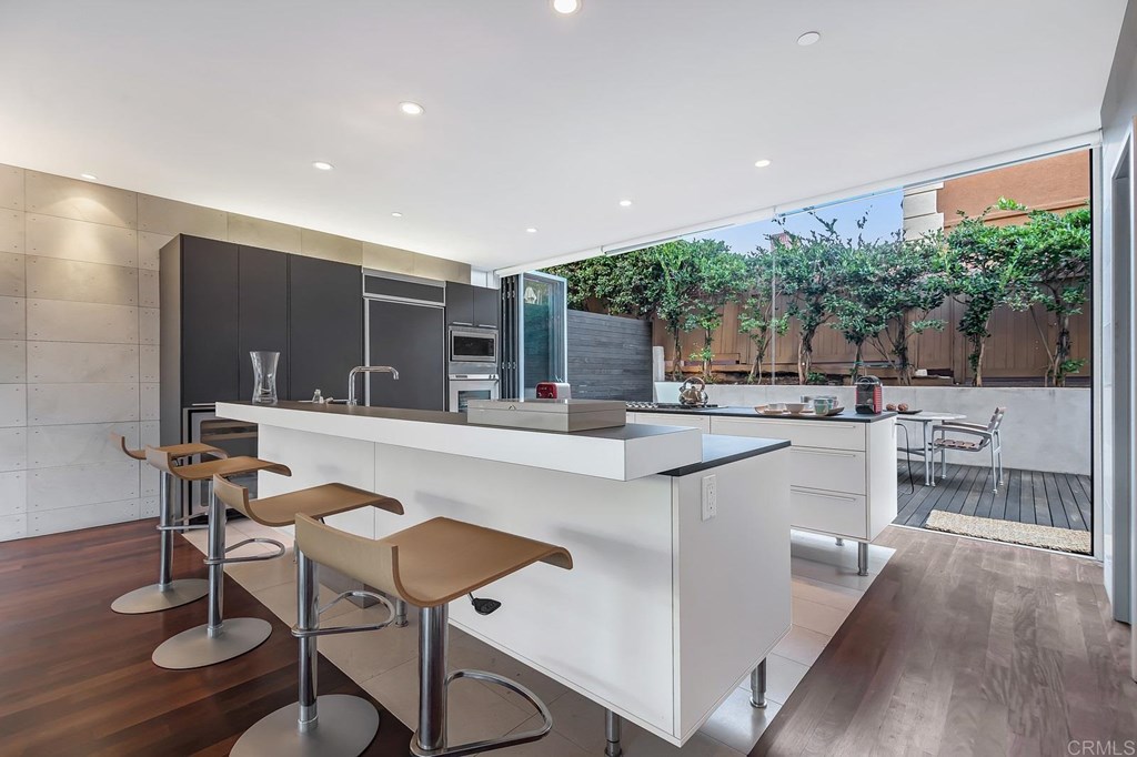 427 Ravina Street La Jolla, CA 92037 - Photo 11 of 25