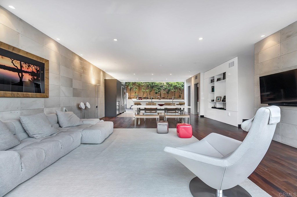 427 Ravina Street La Jolla, CA 92037 - Photo 5 of 25