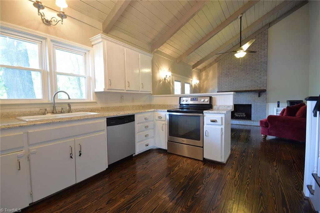 182 Buckingham Road Pinnacle, NC 27043 - Photo 12 of 25