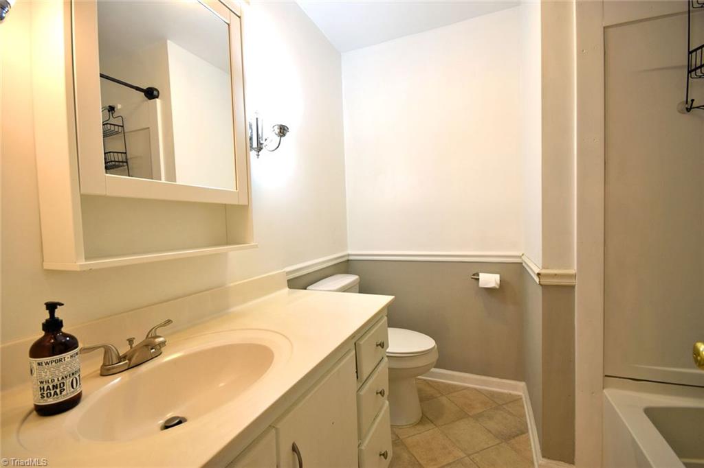 182 Buckingham Road Pinnacle, NC 27043 - Photo 21 of 25