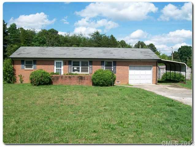 128 Iron Station Road Dallas, NC 28034 - Photo 1 of 7 Gallery Image 1