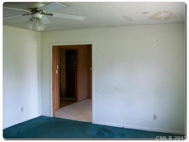 128 Iron Station Road Dallas, NC 28034 - Photo 3 of 7 Gallery Image 3