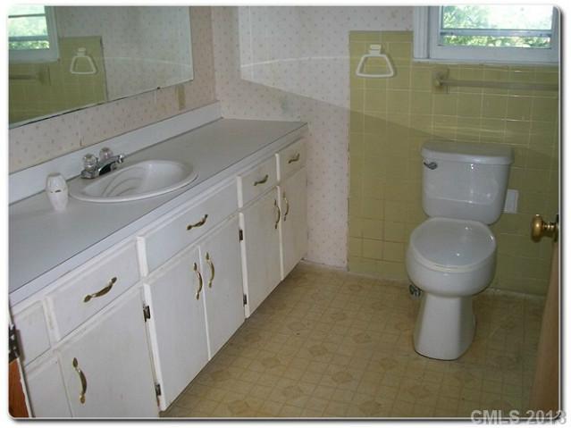 128 Iron Station Road Dallas, NC 28034 - Photo 7 of 7 Gallery Image 7