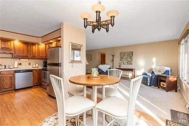 $249,900 | 162 Peppertree Drive, Unit B, Amherst, NY 14228