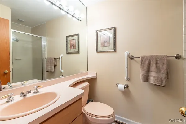 $239,900 | 162 Peppertree Drive, Unit B, Amherst, NY 14228