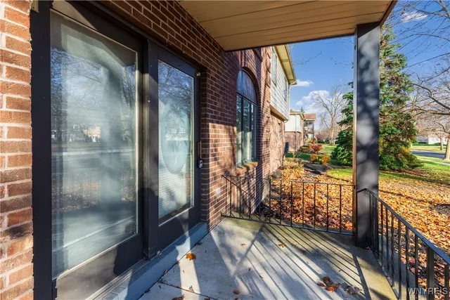 $249,900 | 162 Peppertree Drive, Unit B, Amherst, NY 14228