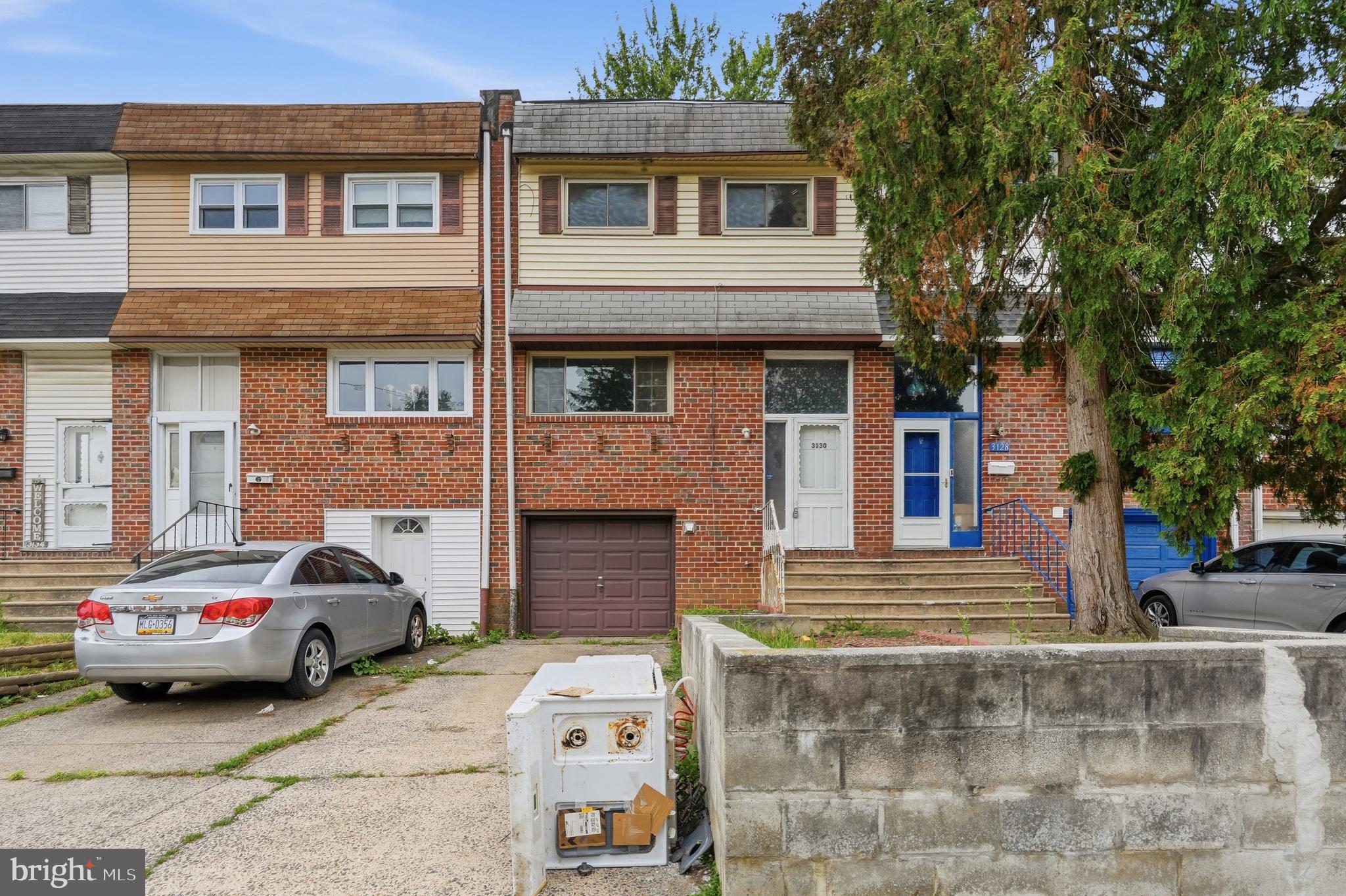 3130 Morning Glory Road Philadelphia, PA 19154 - Photo 2 of 31 Gallery Image 2