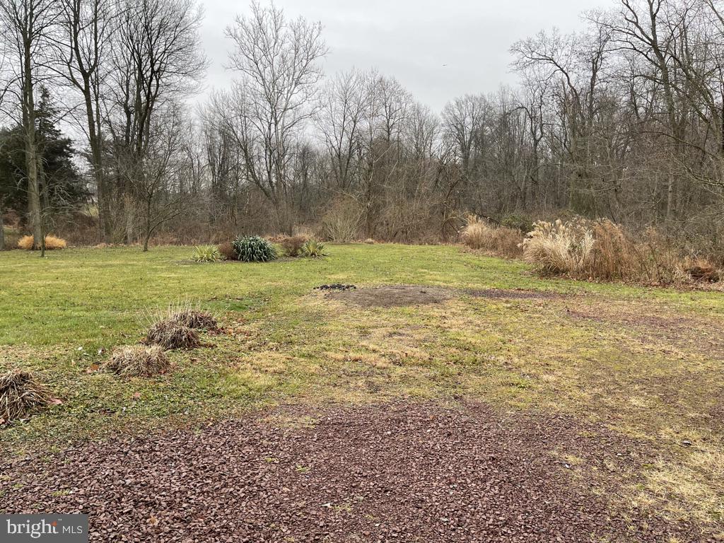 156 Davis Road Coatesville, PA 19320 - Photo 3 of 18