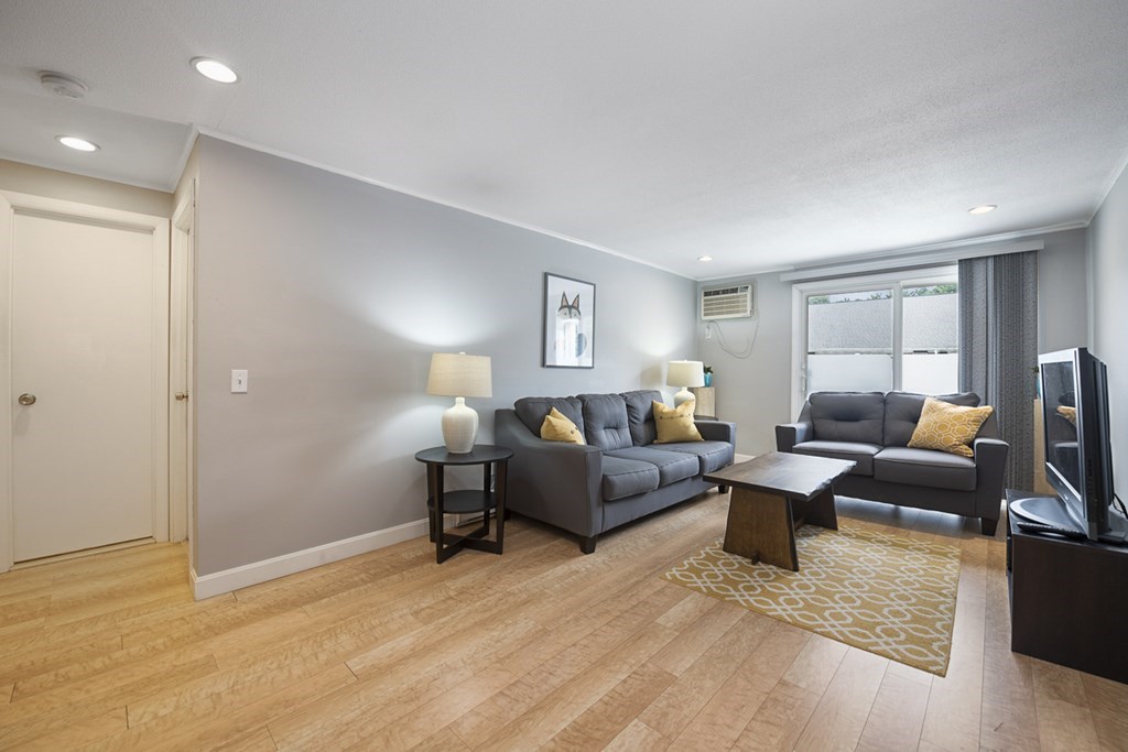91 Leonard Road, Unit 91 Boxborough, MA 01719 - Photo 2 of 22 Gallery Image 2
