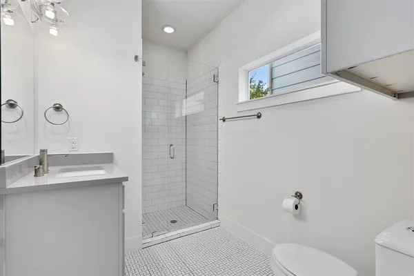 $3,000 | 1006 Muse Lane, Unit 13, Austin, TX 78702