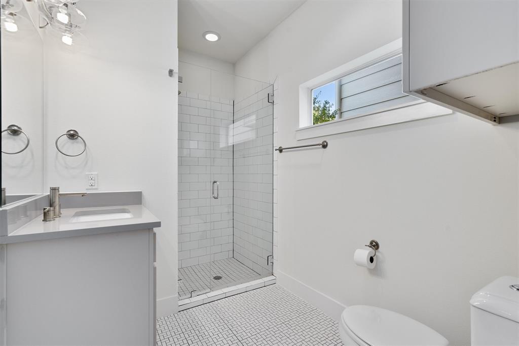 1006 Muse Lane, Unit 13 Austin, TX 78702 - Photo 5 of 12