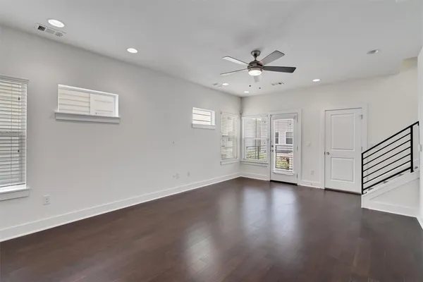 $3,000 | 1006 Muse Lane, Unit 13, Austin, TX 78702