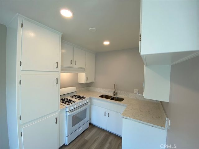 $2,200 | 919 East Acacia Avenue, Unit K, Glendale, CA 91205