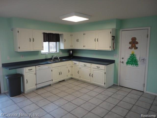 751 Range Road Marysville, MI 48040 - Photo 13 of 22