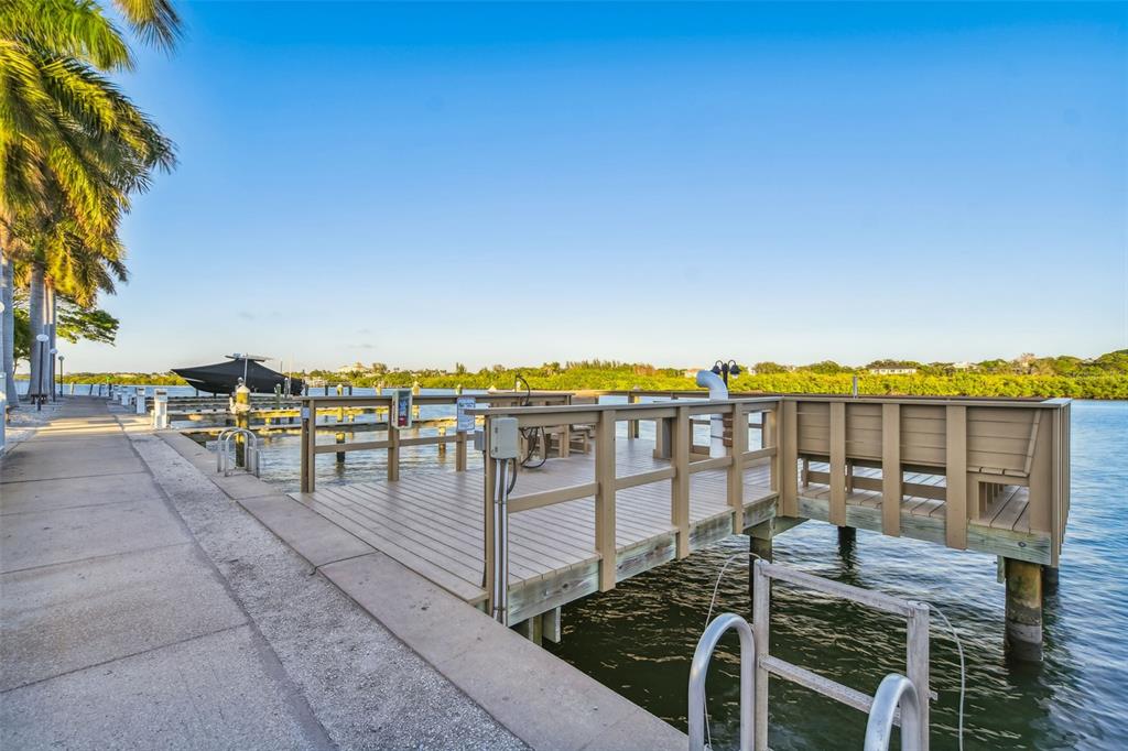 19417 Gulf Boulevard, Unit F107 Indian Rocks Beach, FL 33785 - Photo 26 of 34