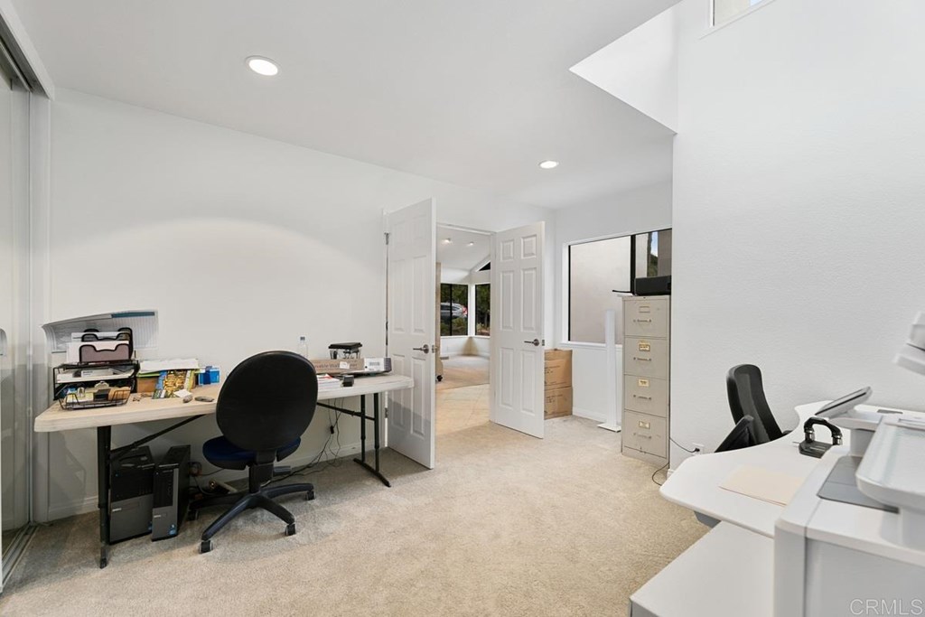 444 Dunsmore Court Encinitas, CA 92024 - Photo 21 of 39