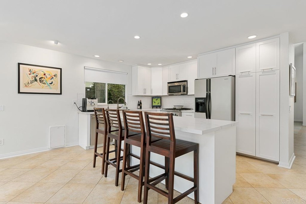 444 Dunsmore Court Encinitas, CA 92024 - Photo 8 of 39