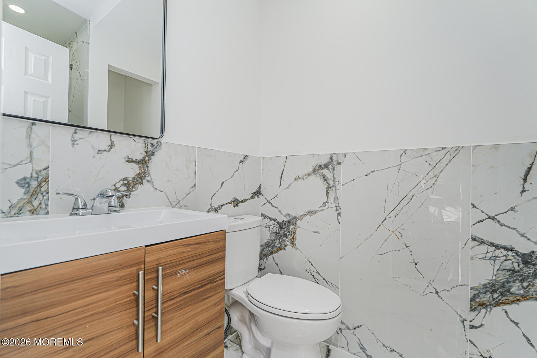 144 Monmouth Road Oakhurst, NJ 07755 - Photo 10 of 18 10