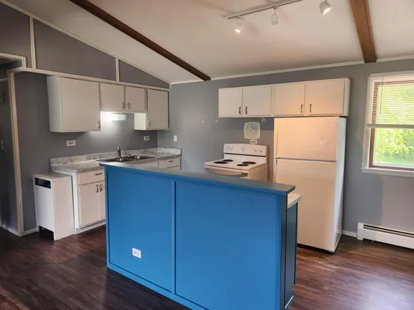 $1,100 | 255 6th Avenue Northeast, Unit 2, Hutchinson, MN 55350