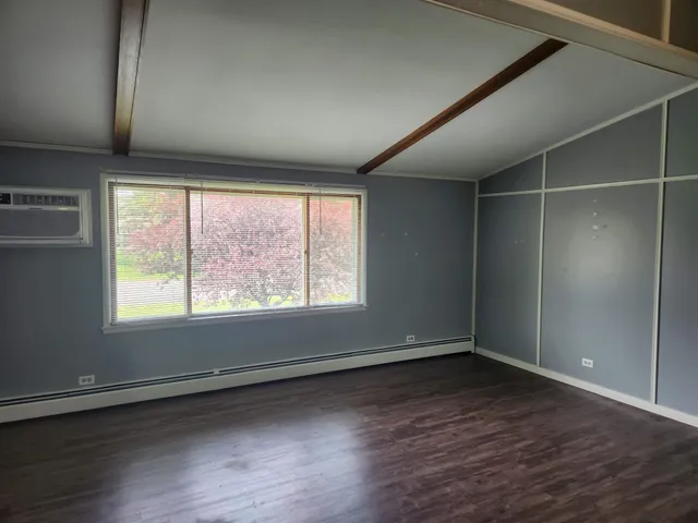 $1,100 | 255 6th Avenue Northeast, Unit 2, Hutchinson, MN 55350