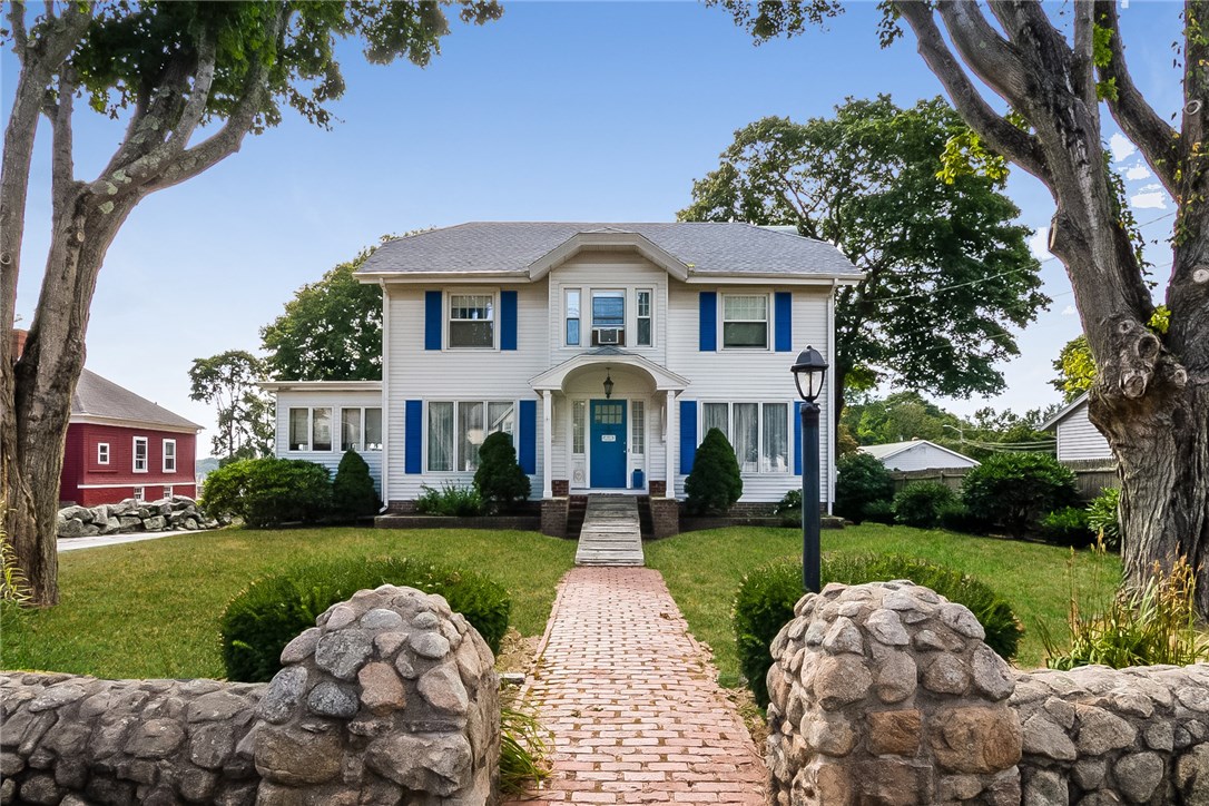 111 Beach Street Westerly, RI 02891 - Photo 1 of 25 Gallery Image 1