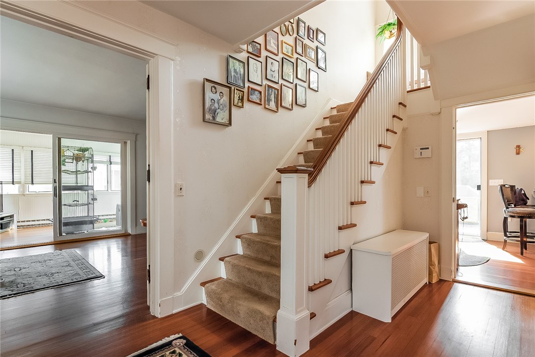 111 Beach Street Westerly, RI 02891 - Photo 3 of 25 Gallery Image 3