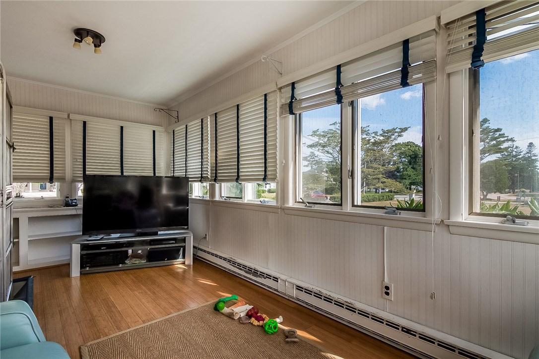 111 Beach Street Westerly, RI 02891 - Photo 8 of 25 Gallery Image 8