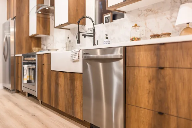 $476,999 | 5901 West Erie Street, Chicago, IL 60644