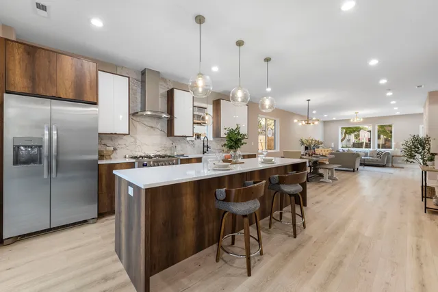 $476,999 | 5901 West Erie Street, Chicago, IL 60644