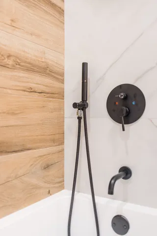 $476,999 | 5901 West Erie Street, Chicago, IL 60644