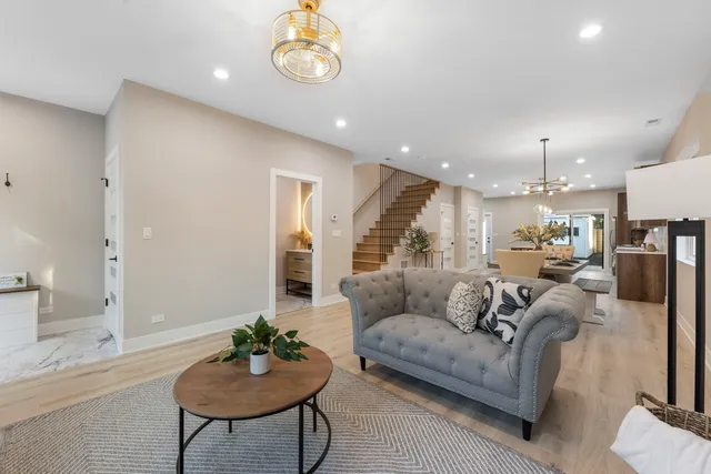 $476,999 | 5901 West Erie Street, Chicago, IL 60644