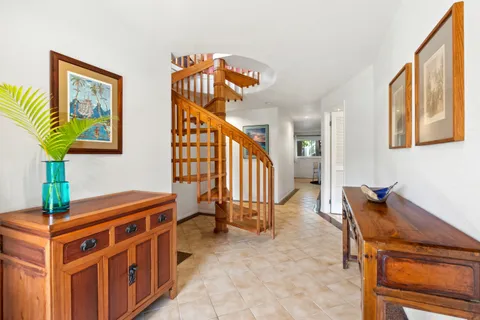 a view of entryway and hall