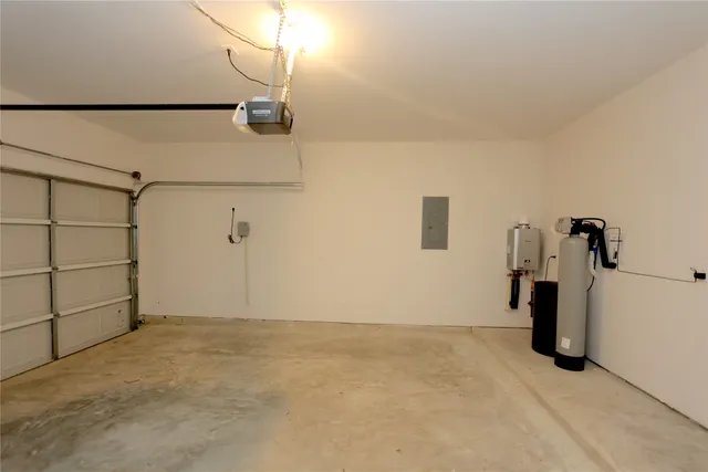 a view of a room with an empty space