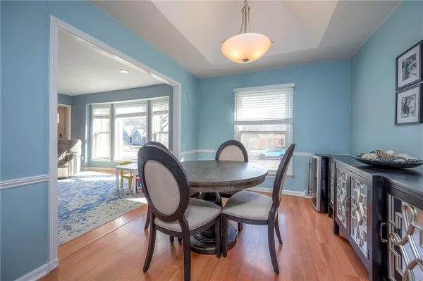 $375,000 | 7802 Westgate Drive, Lenexa, KS 66216