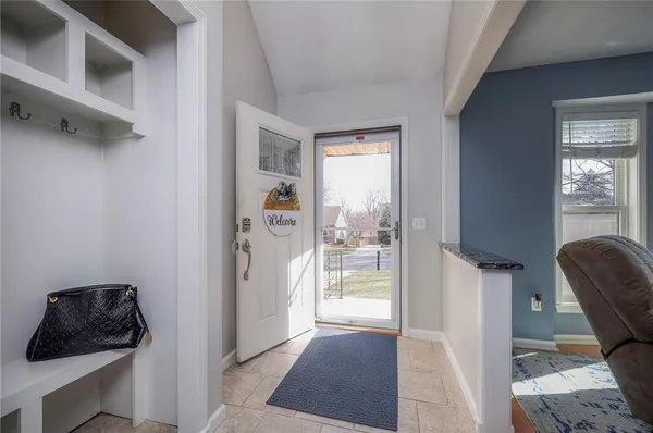 $375,000 | 7802 Westgate Drive, Lenexa, KS 66216