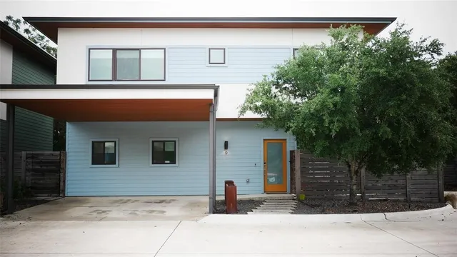 $2,495 | 2101 Montopolis Drive, Unit 9, Austin, TX 78741