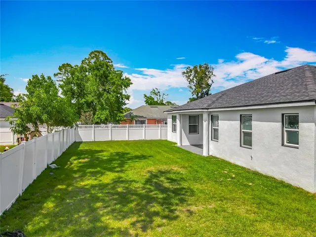 a view of an ocean view