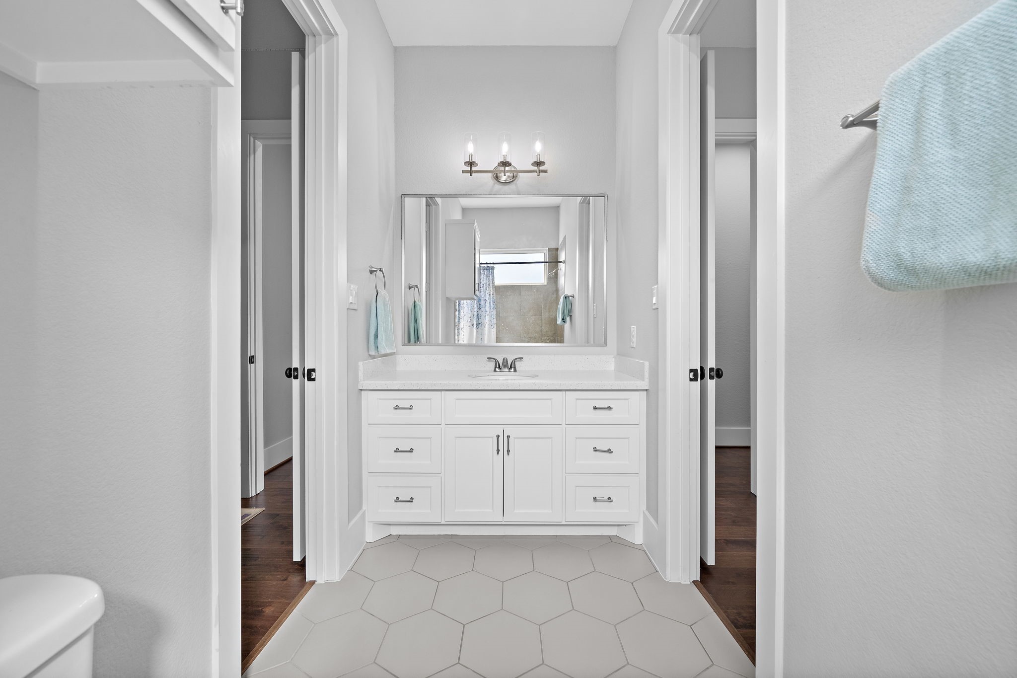 127 Cavalry Trail Drive Rosharon, TX 77583 - Photo 22 of 37 a bathroom with a sink a toilet and mirror