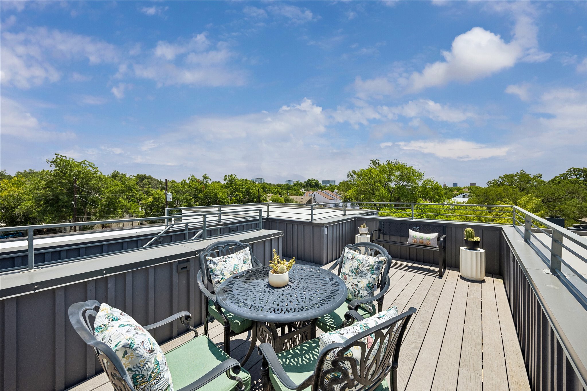 1715 Enfield Road, Unit 202 Austin, TX 78703 - Photo 27 of 30 Rooftop terrace (Shared)